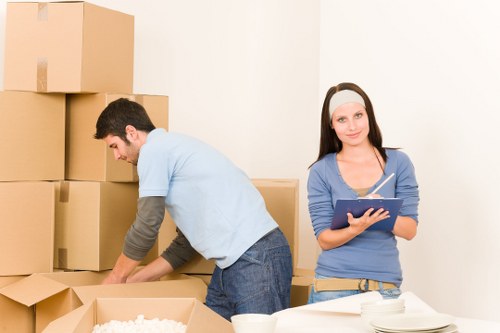 Organized mobile self storage option for secure belongings in Hampstead
